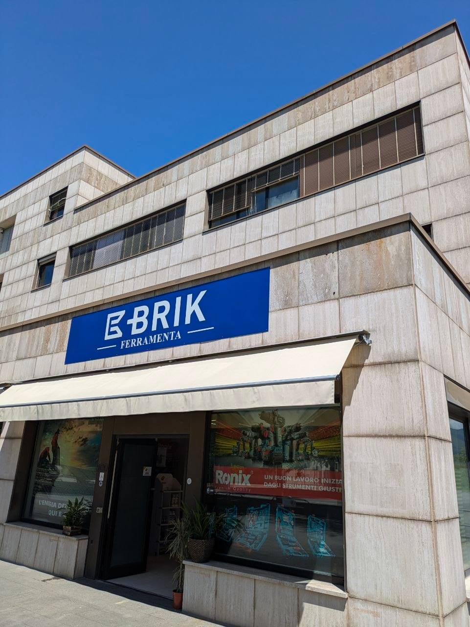 Negozio E-BRIK Ferramenta a Osmannoro